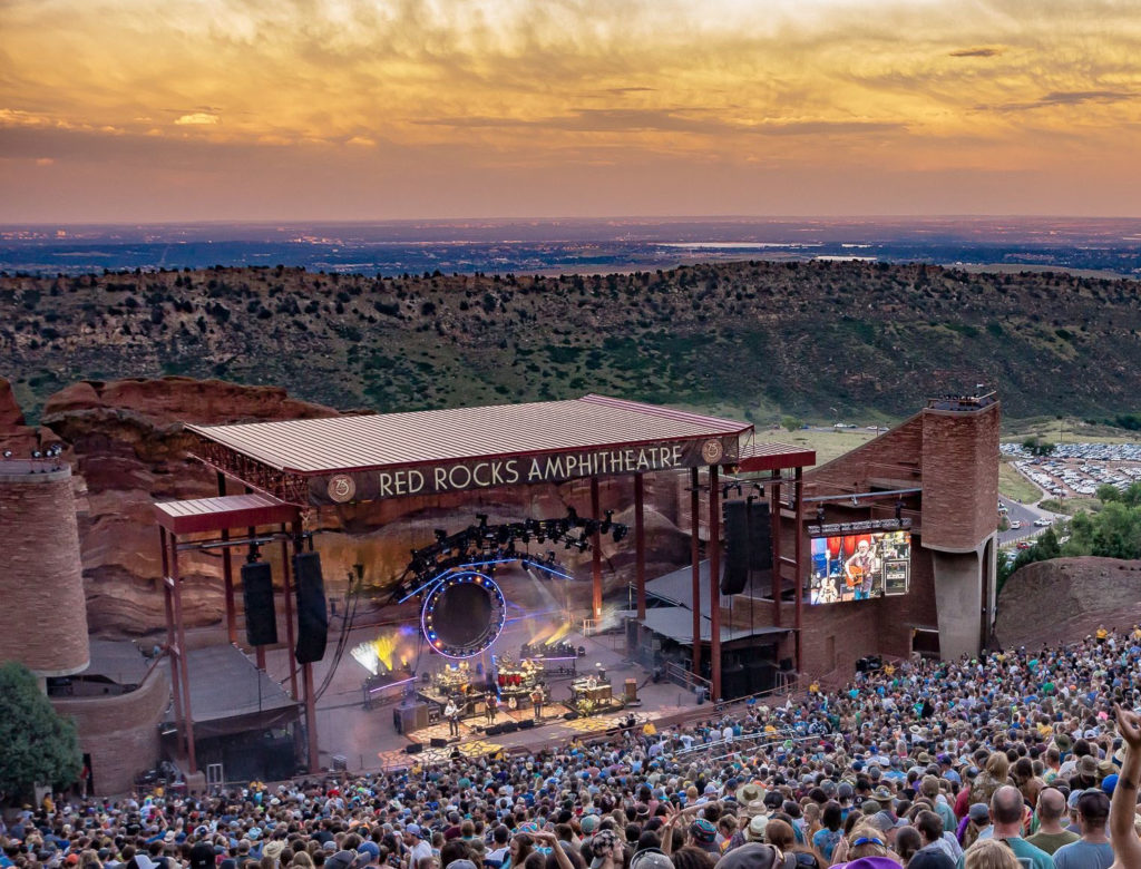 places to stay near red rocks amphitheatre